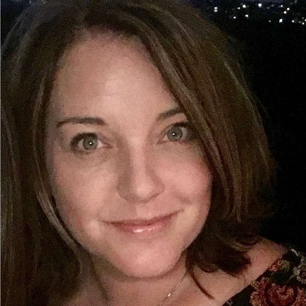 Meet your Posher, Lisa